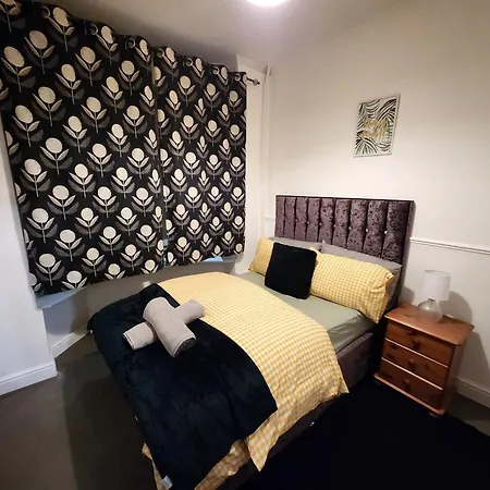 Luxe Home,